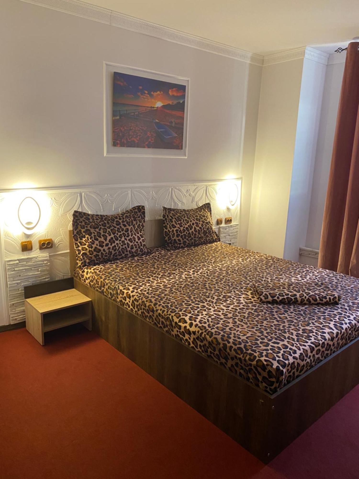 Karra Hotels Voluntari Dış mekan fotoğraf
