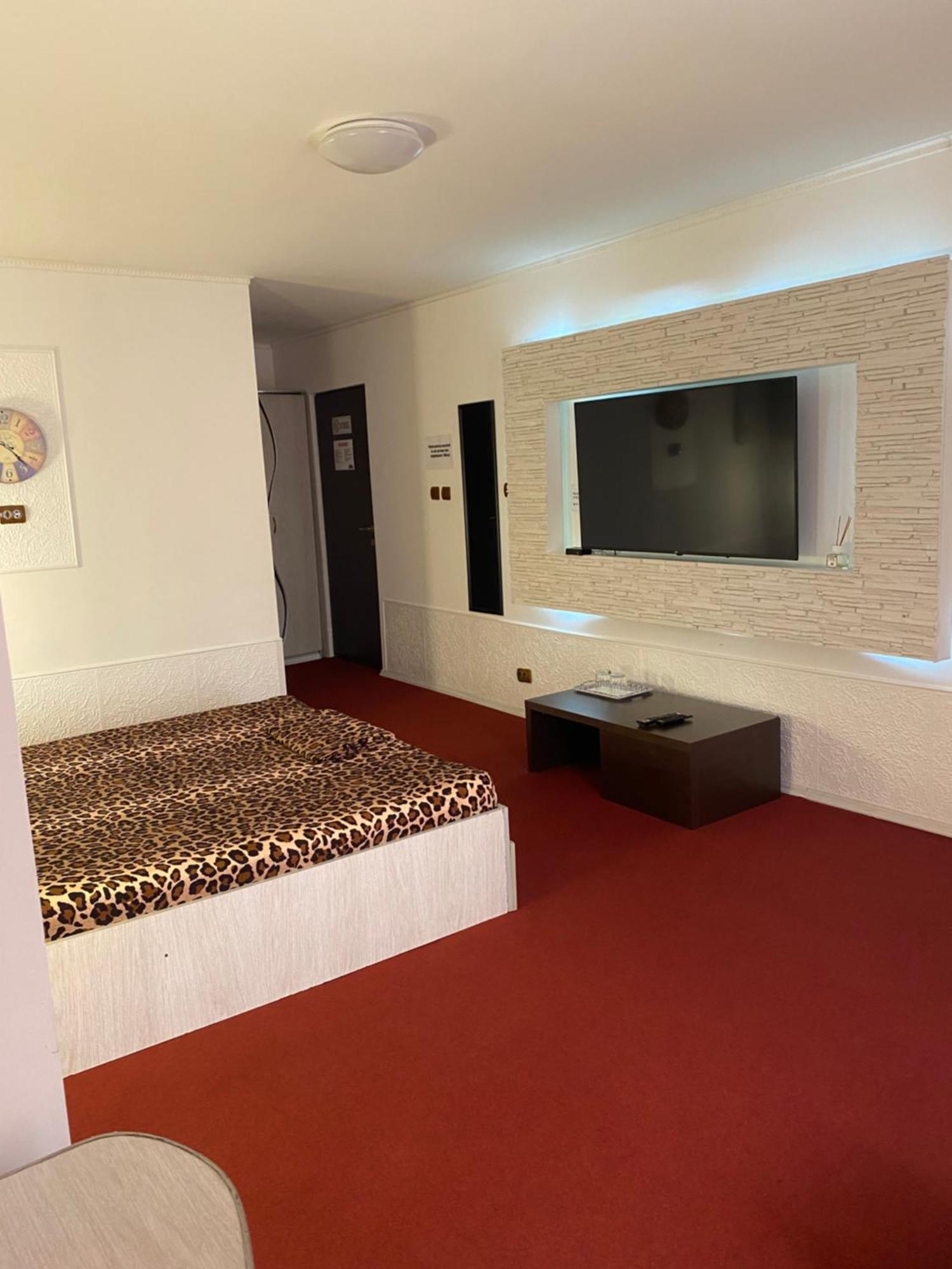 Karra Hotels Voluntari Dış mekan fotoğraf