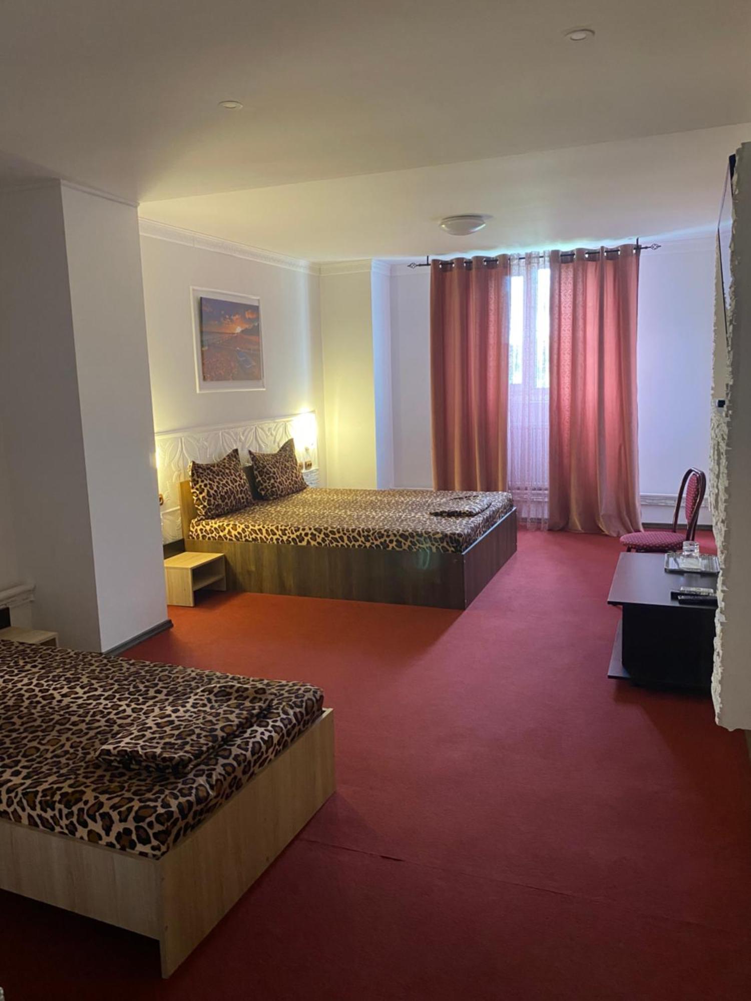 Karra Hotels Voluntari Dış mekan fotoğraf