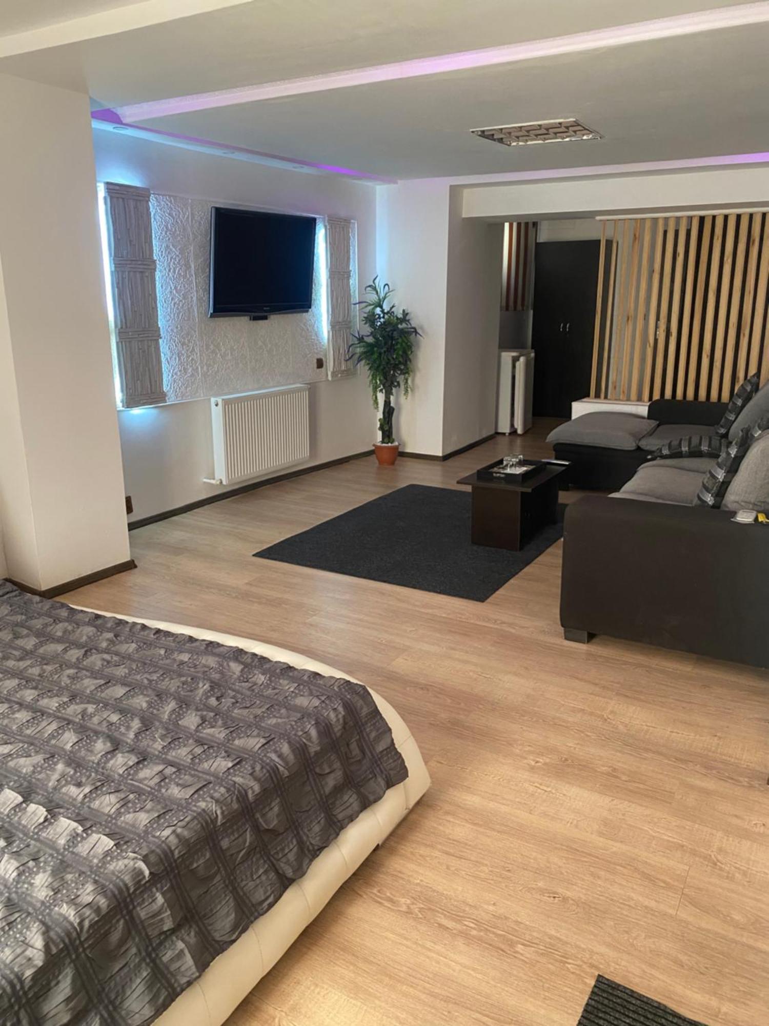 Karra Hotels Voluntari Dış mekan fotoğraf